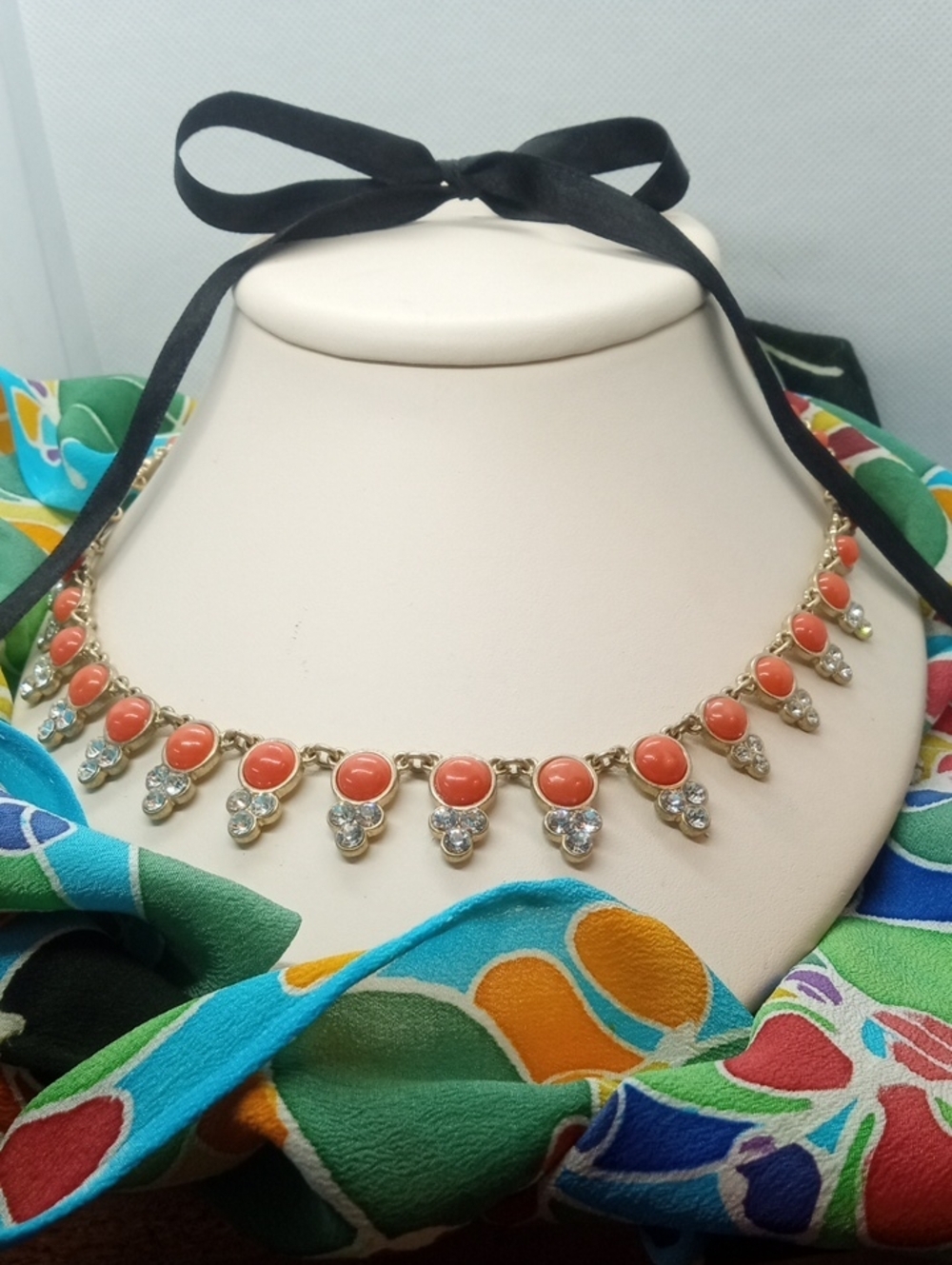 LOFT SMALL CABACHON NECKLACE